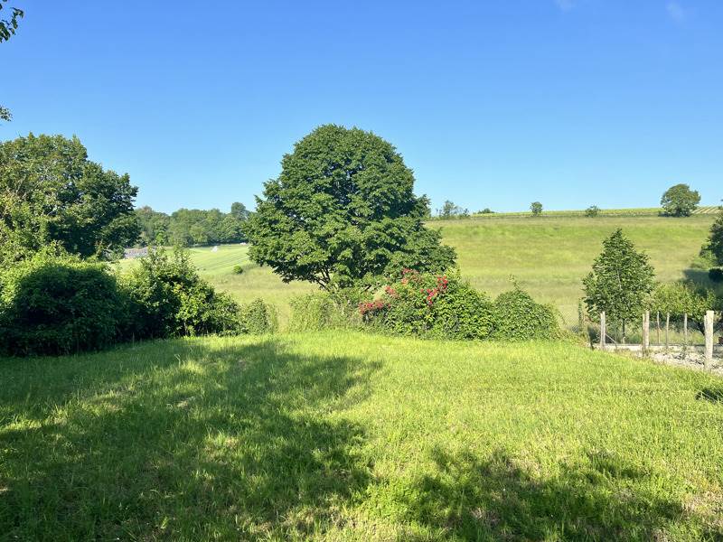 Vente Maison COTEAUX DU BLANZACAIS - 5 pièces -105 m² - (16250)