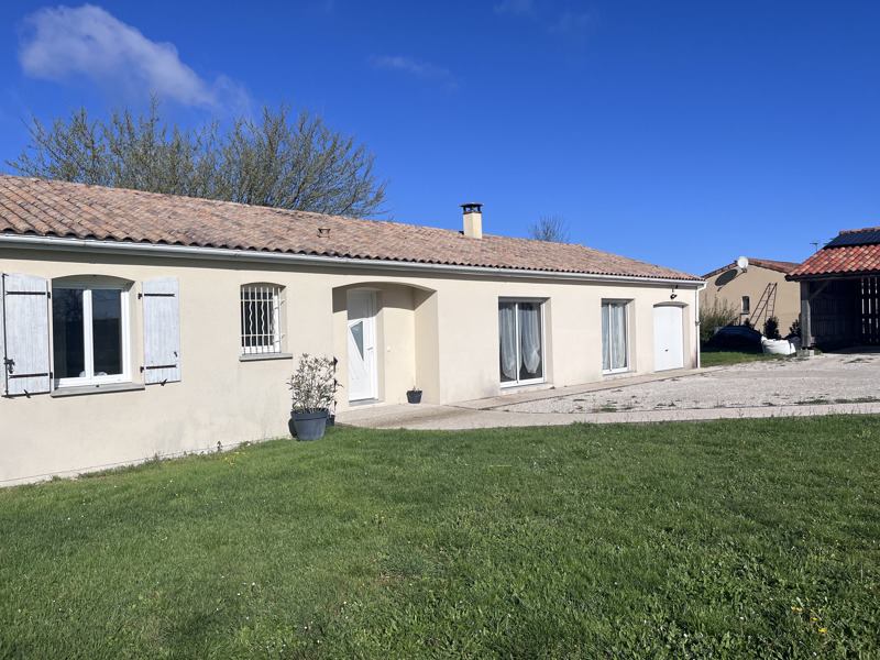 Vente Maison COTEAUX DU BLANZACAIS - 5 pièces -124 m² - (16250)