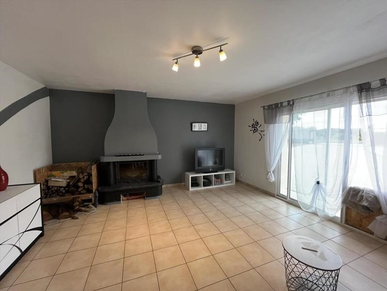 Vente Maison COTEAUX DU BLANZACAIS - 5 pièces -124 m² - (16250)