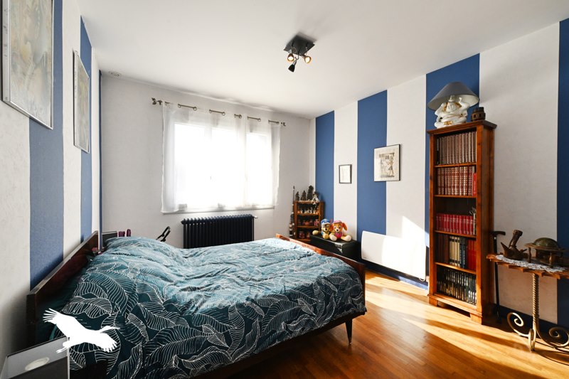 Vente Maison MONTMOREAU - 5 pièces -107 m² - (16190)