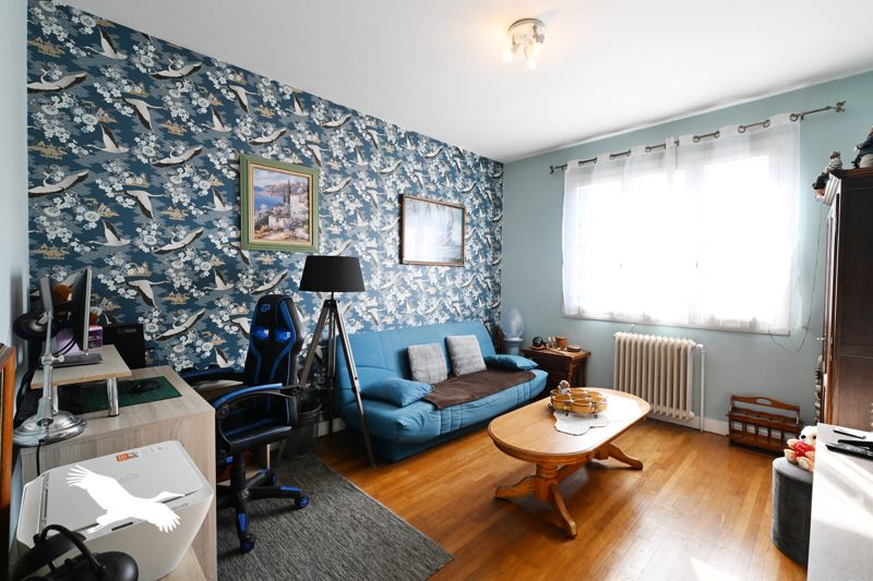 Vente Maison MONTMOREAU - 5 pièces -107 m² - (16190)