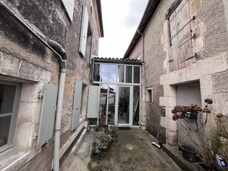 Vente Maison GURAT - 3 pièces -93 m² - (16320)