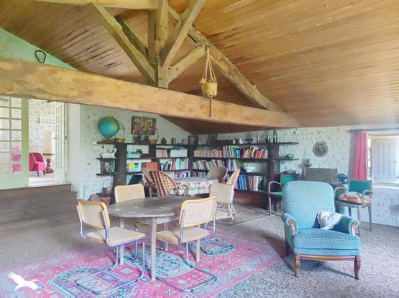 Vente Maison SALLES LAVALETTE - 5 pièces -152 m² - (16190)