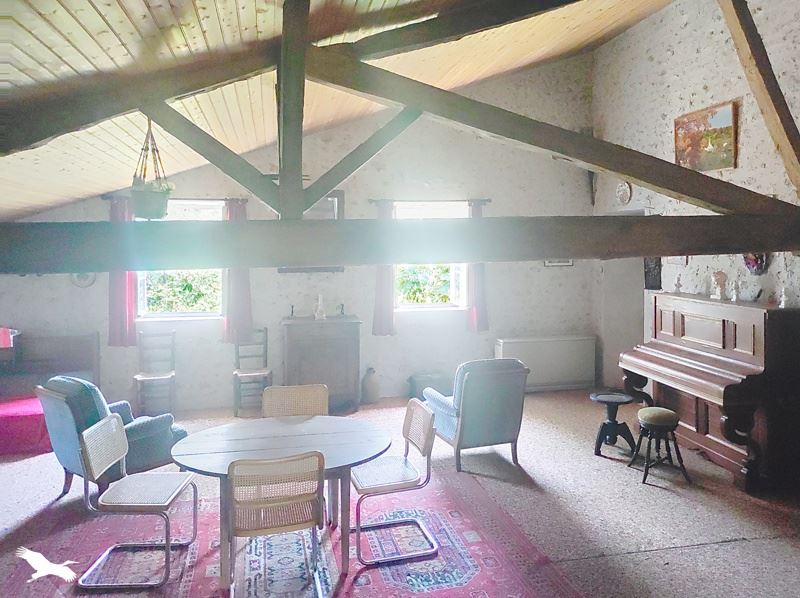 Vente Maison SALLES LAVALETTE - 5 pièces -152 m² - (16190)
