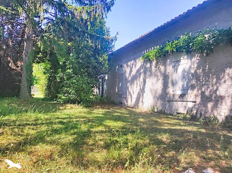 Vente Maison SALLES LAVALETTE - 5 pièces -152 m² - (16190)