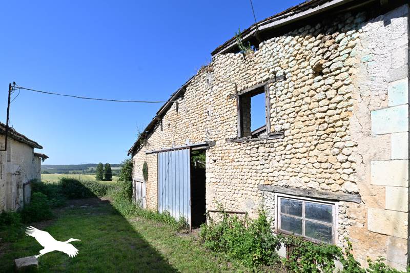 Vente Maison JUIGNAC - 6 pièces -188 m² - (16190)