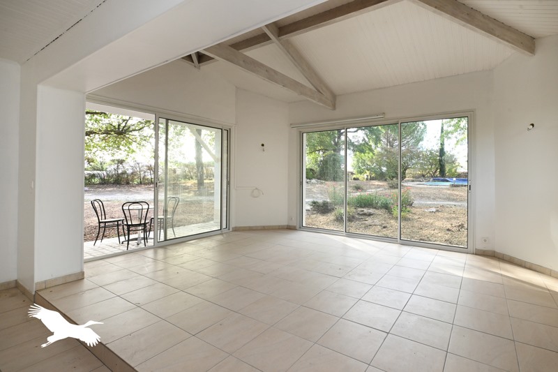 Vente Maison Pérignac - 7 pièces -198 m² - (16250)