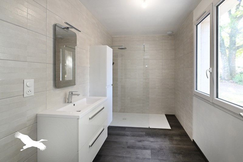 Vente Maison Pérignac - 7 pièces -198 m² - (16250)