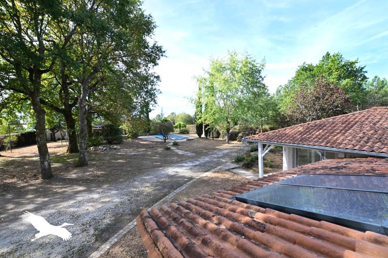 Vente Maison Pérignac - 7 pièces -198 m² - (16250)