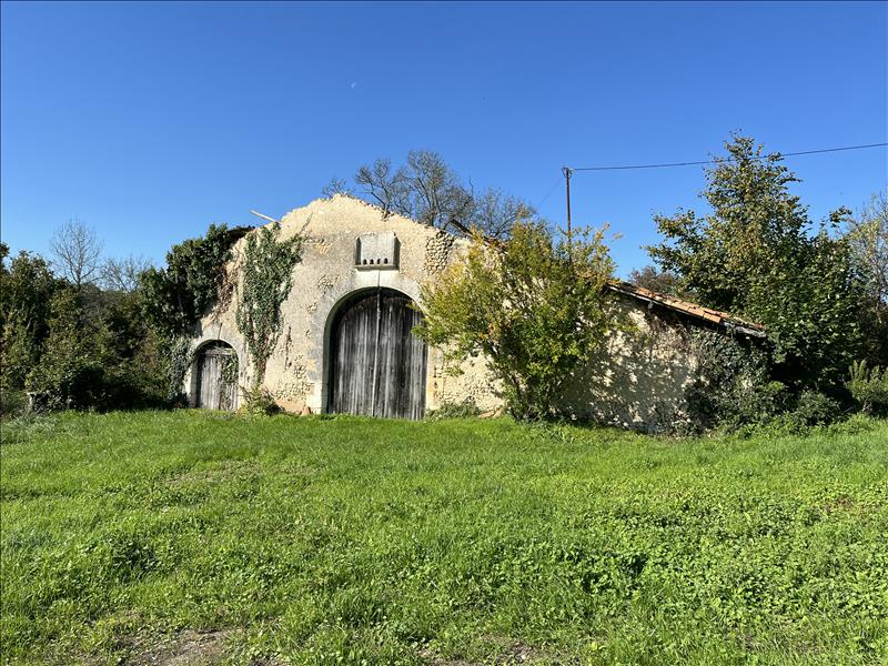 Vente Maison MONTIGNAC LE COQ - 4 pièces -169 m² - (16390)