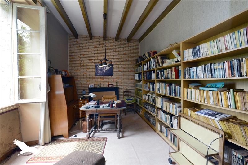 Vente Maison MONTMOREAU - 7 pièces -188 m² - (16190)