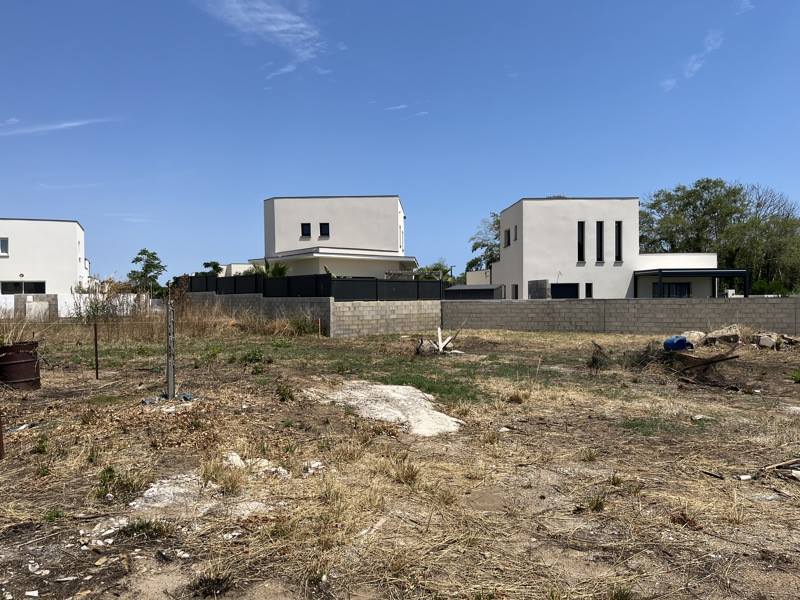 Vente Terrain SERIGNAN - -638 m² - (34410)