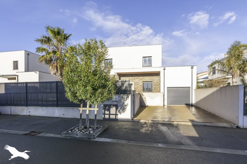 Vente Maison SERIGNAN - 6 pièces -140 m² - (34410)