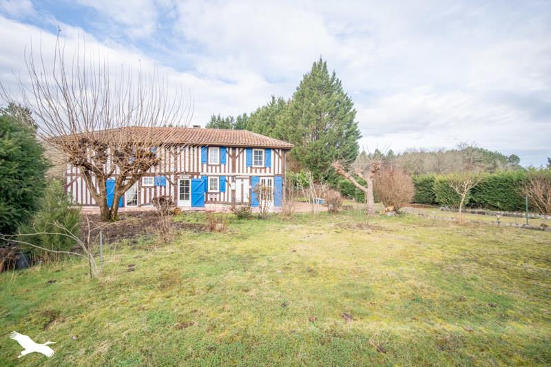 Vente Maison LUGLON - 3 pièces -179 m² - (40630)