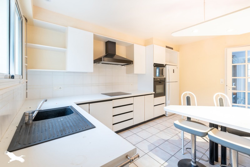 Vente Maison ST PIERRE DU MONT - 6 pièces -160 m² - (40280)