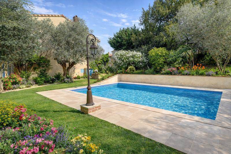 Vente Maison PECHBONNIEU - 7 pièces -280 m² - (31140)