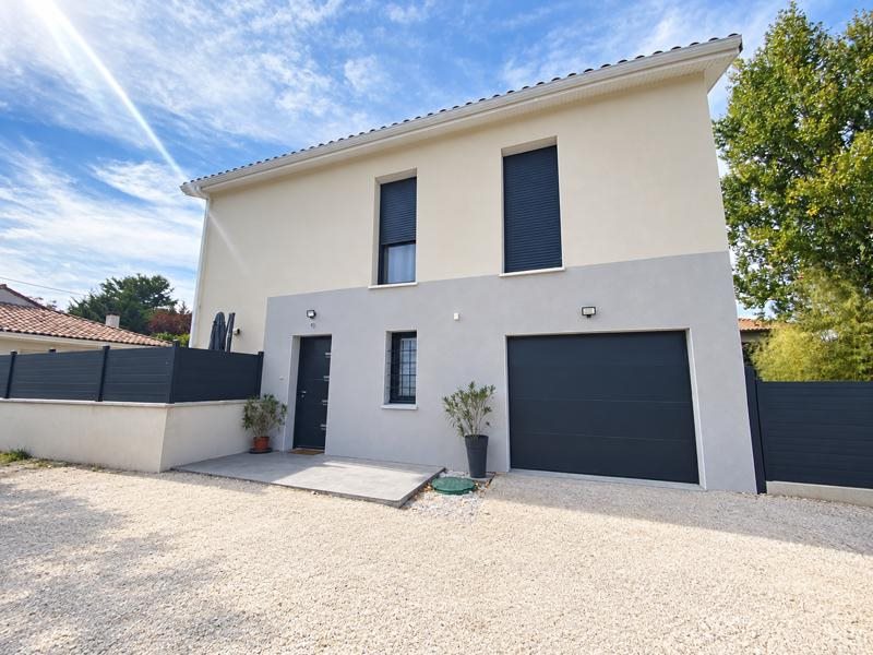 Vente Maison Pechbonnieu - 5 pièces -105 m² - (31140)