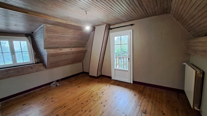 Vente Maison MENESPLET - 8 pièces -190 m² - (24700)