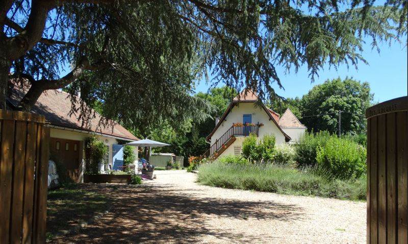 Vente Maison MENESPLET - 8 pièces -190 m² - (24700)