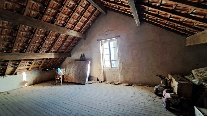 Vente Maison LE PIZOU - 8 pièces -263 m² - (24700)