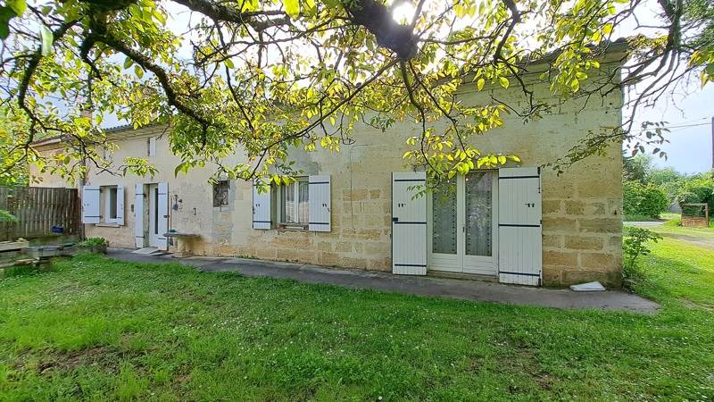 Vente Maison COUTRAS - 4 pièces -124 m² - (33230)