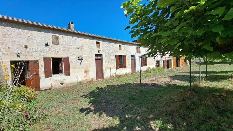 Vente Maison VILLEFRANCHE DE LONCHAT - 9 pièces -379 m² - (24610)