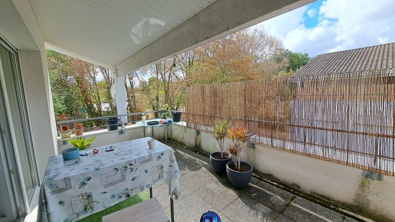 Vente Appartement ST SEURIN SUR L ISLE - 3 pièces -71 m² - (33660)