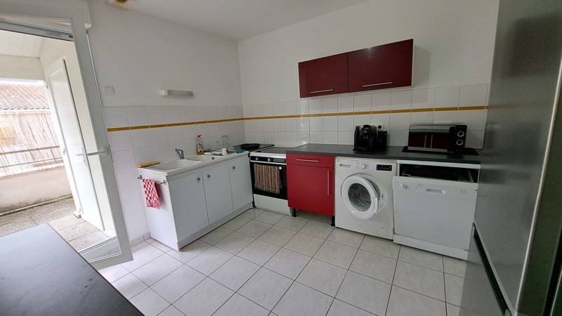 Vente Appartement ST SEURIN SUR L ISLE - 3 pièces -71 m² - (33660)