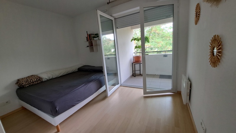 Vente Appartement ST SEURIN SUR L ISLE - 3 pièces -71 m² - (33660)