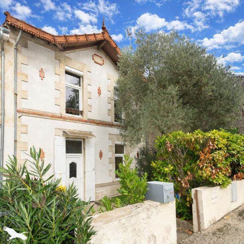 Vente Maison ST MEDARD DE GUIZIERES - 5 pièces -154 m² - (33230)