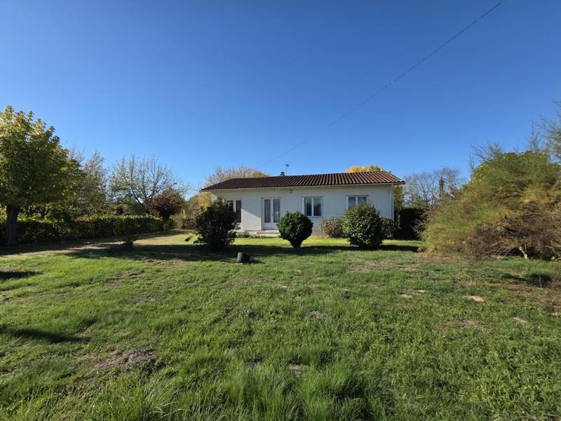 Vente Maison ST MEDARD DE GUIZIERES 33230 4 pièces - 87 m²