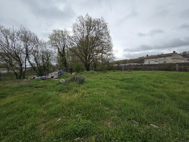 Vente Maison ST SEURIN SUR L ISLE - 1 pièce - - (33660)