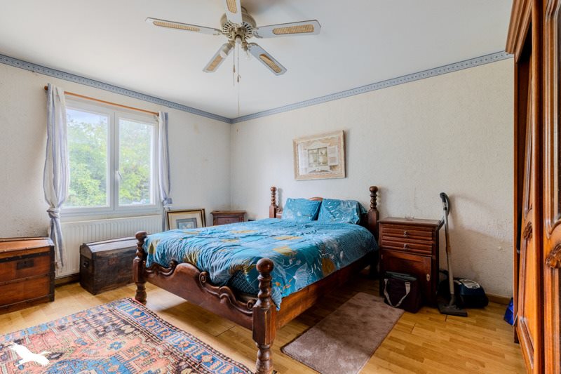 Vente Maison ST SEURIN SUR L ISLE - 3 pièces -111 m² - (33660)