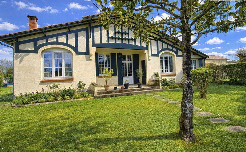 Vente Maison ST SEURIN SUR L ISLE 33660 7 pièces - 159 m²