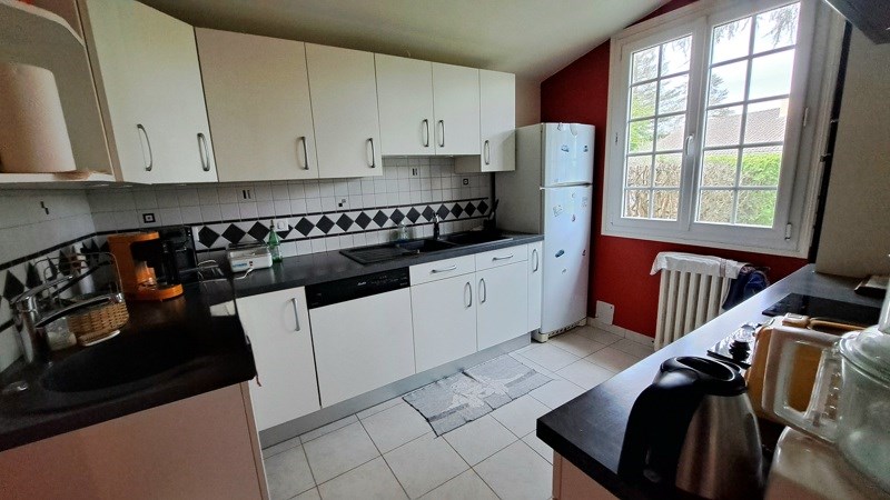 Vente Maison ST SEURIN SUR L ISLE - 7 pièces -159 m² - (33660)