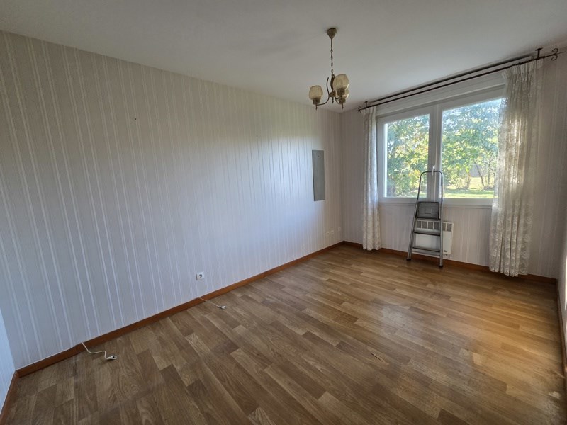 Vente Maison Saint-Seurin-sur-l'Isle - 4 pièces -81 m² - (33660)