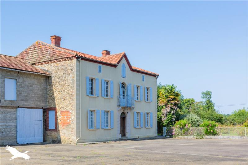 Vente Maison GOUX - 6 pièces -307 m² - (32400)