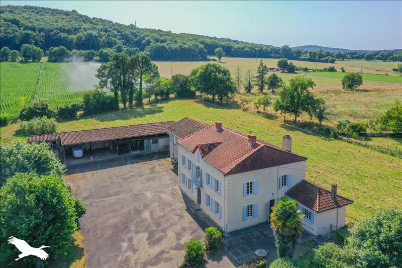 Vente Maison GOUX - 6 pièces -307 m² - (32400)