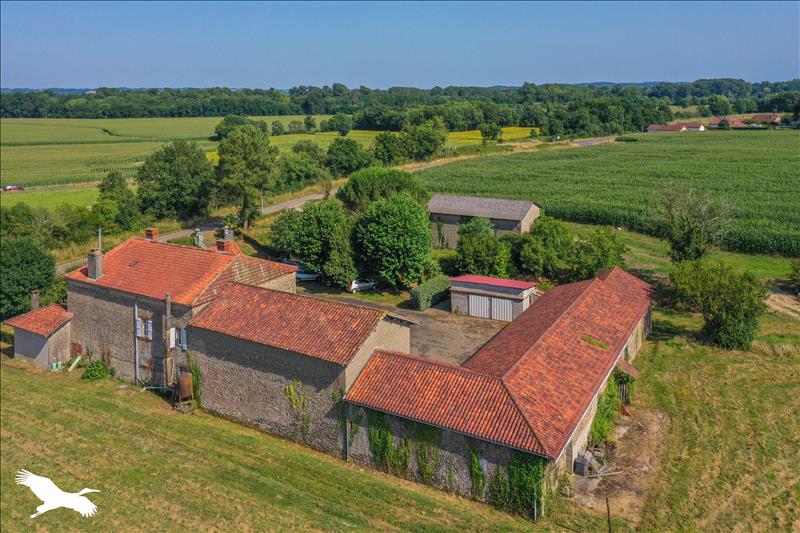 Vente Maison GOUX - 6 pièces -307 m² - (32400)