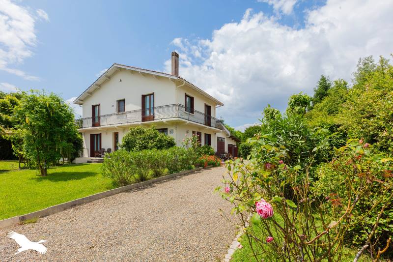 Vente Maison MONGUILHEM - 6 pièces -170 m² - (32240)