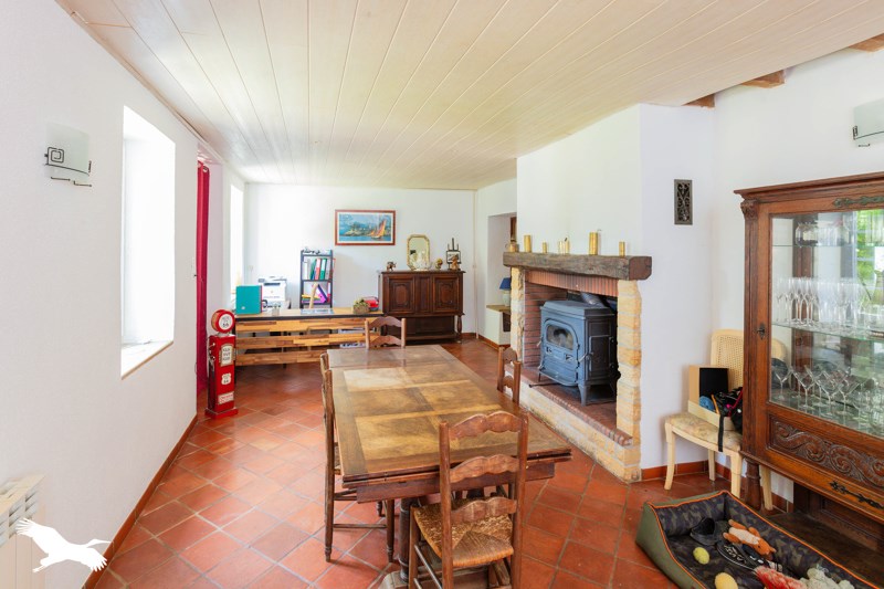 Vente Maison MONCLAR - 5 pièces -180 m² - (32150)