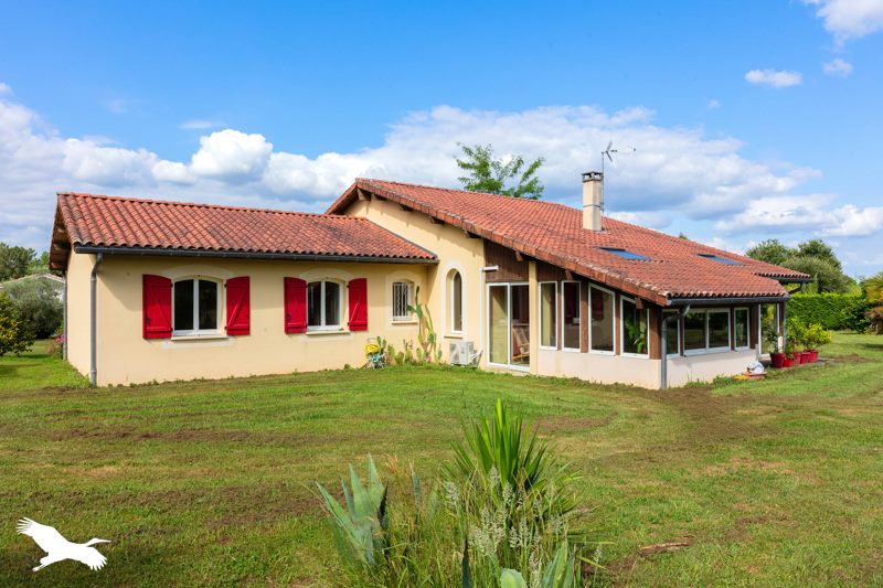 Vente Maison TOUJOUSE - 6 pièces -203 m² - (32240)