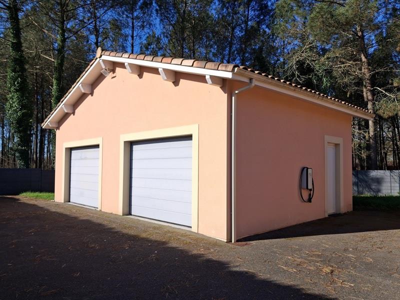 Vente Maison AURICE - 7 pièces -208 m² - (40500)