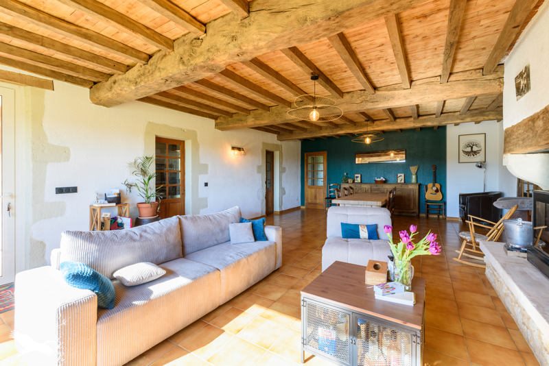 Vente Maison EYRES MONCUBE - 5 pièces -156 m² - (40500)