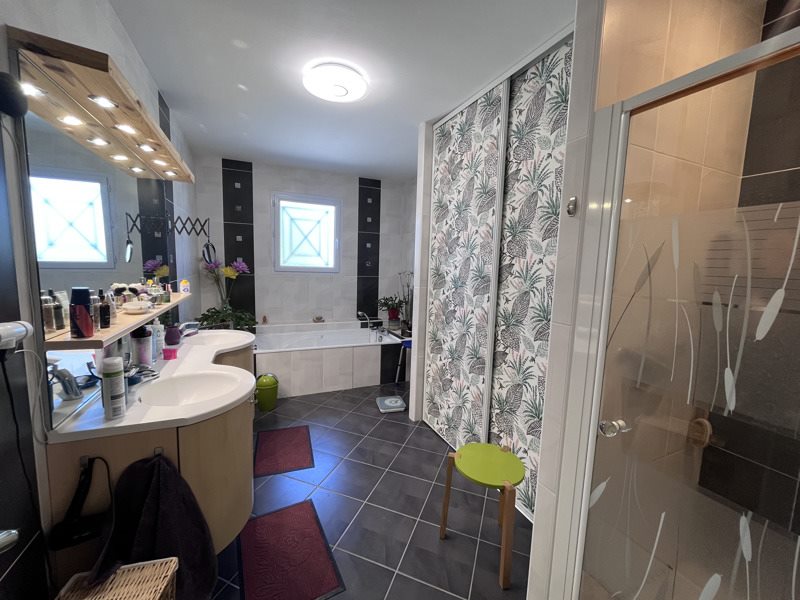 Vente Maison MONTSOUE - 4 pièces -136 m² - (40500)