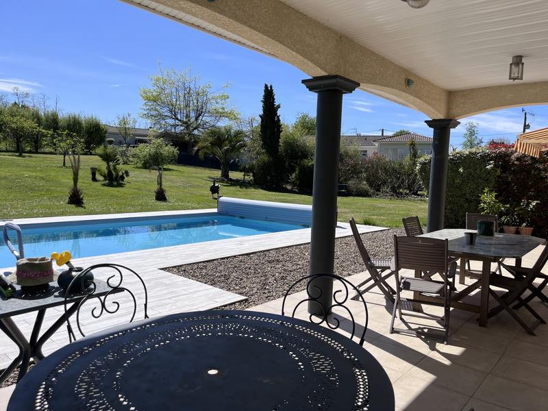 Vente Maison MONTSOUE - 4 pièces -136 m² - (40500)