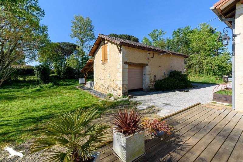 Vente Maison Eyres-Moncube - 5 pièces -156 m² - (40500)