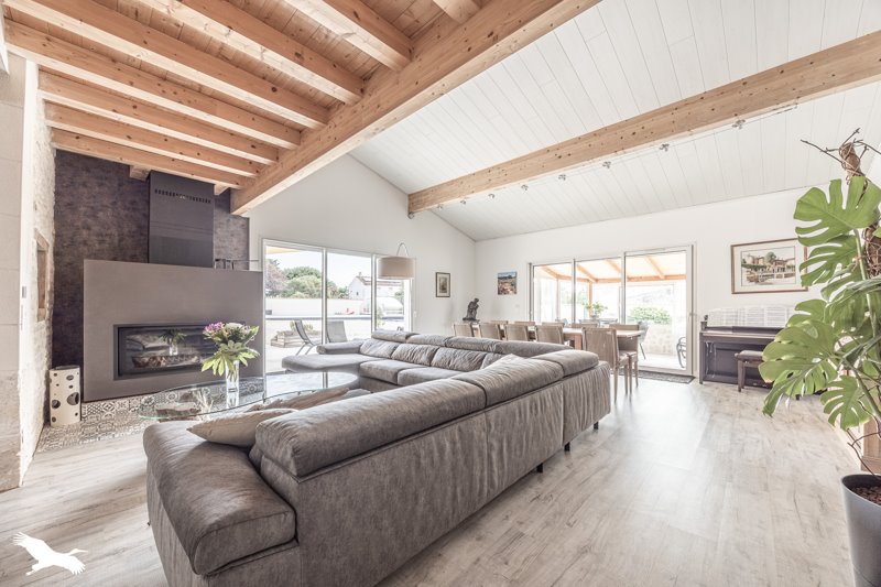 Vente Maison CIRE D AUNIS - 6 pièces -196 m² - (17290)
