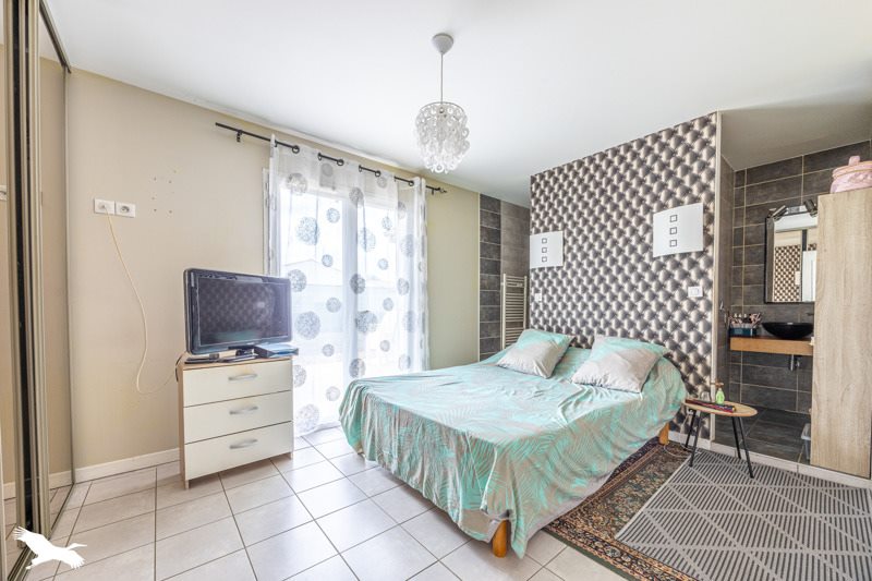 Vente Maison AIGREFEUILLE D AUNIS - 5 pièces -131 m² - (17290)