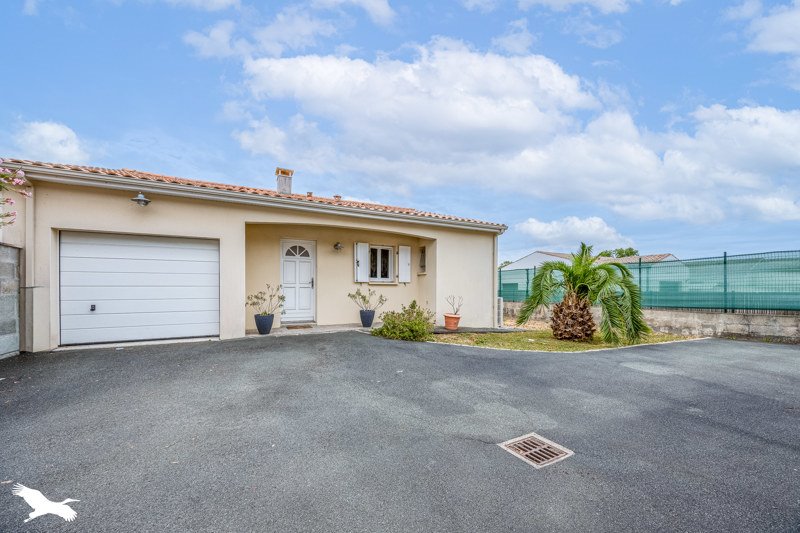 Vente Maison AIGREFEUILLE D AUNIS - 5 pièces -131 m² - (17290)